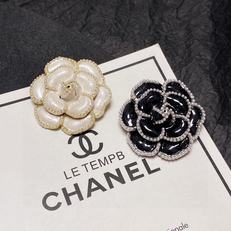 brooch