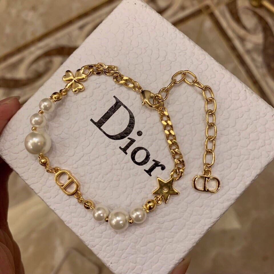18K Petie Dior Pearls Bracelet